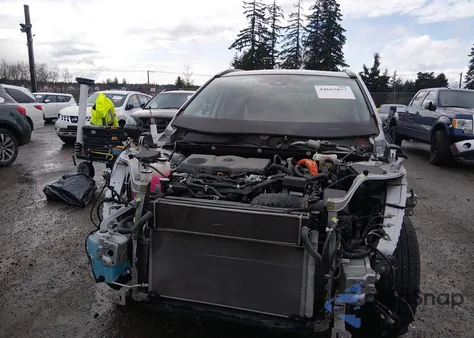 2021 Toyota Rav4 Hybrid Xle z USA, uszkodzony, nr VIN 2T3R6RFV4MW017091